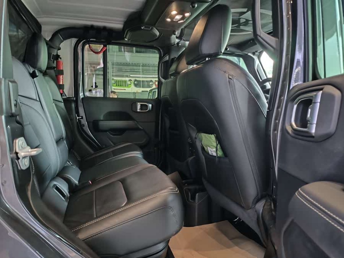 Jeep 角斗士  2022款 3.6L 先行版圖片