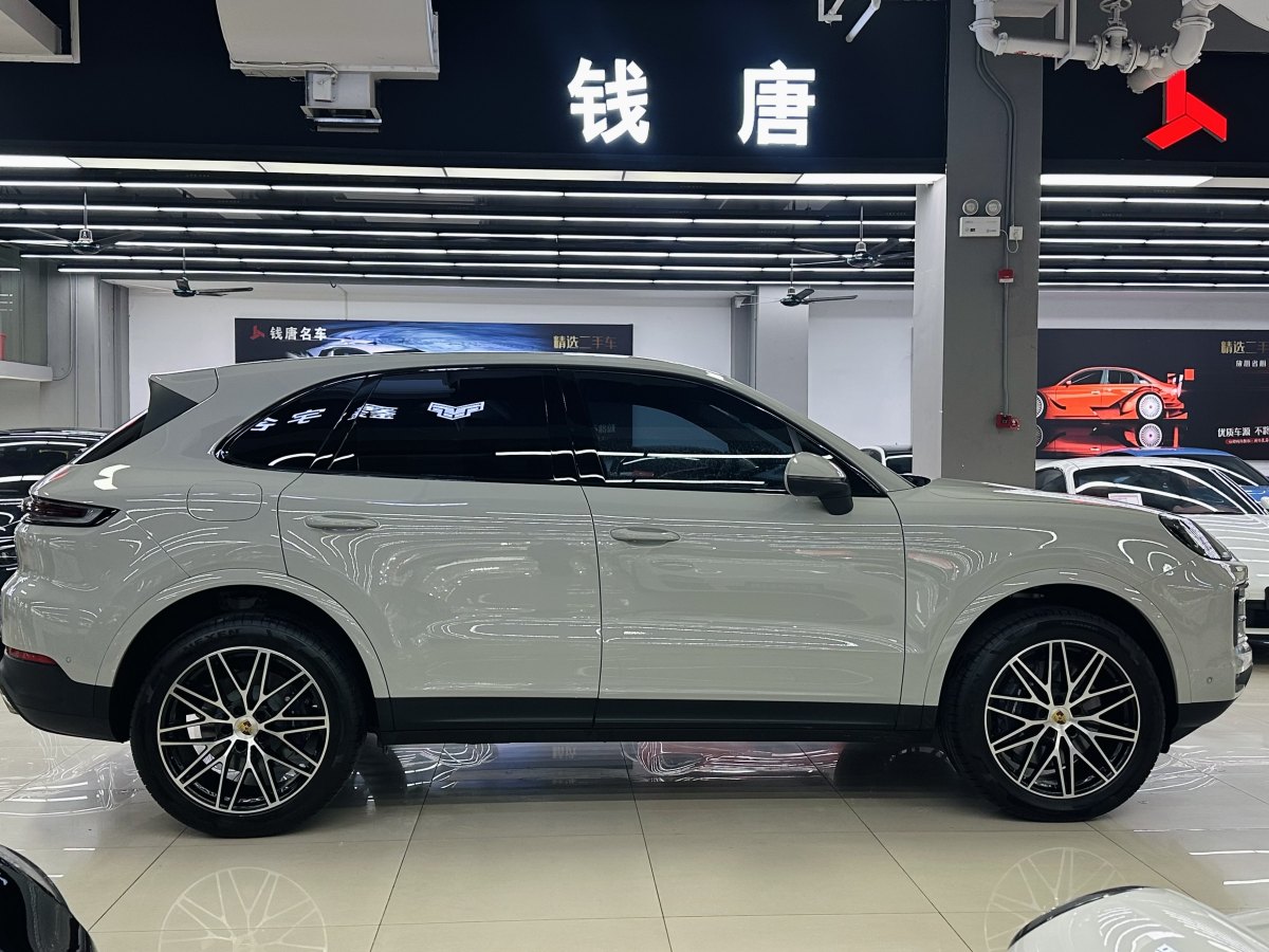 保時(shí)捷 Cayenne  2024款 Cayenne 3.0T圖片