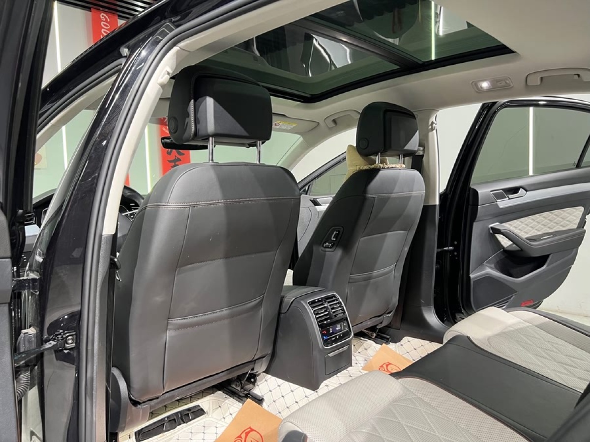 大眾 邁騰  2023款 200萬輛紀念版 330TSI DSG豪華型圖片