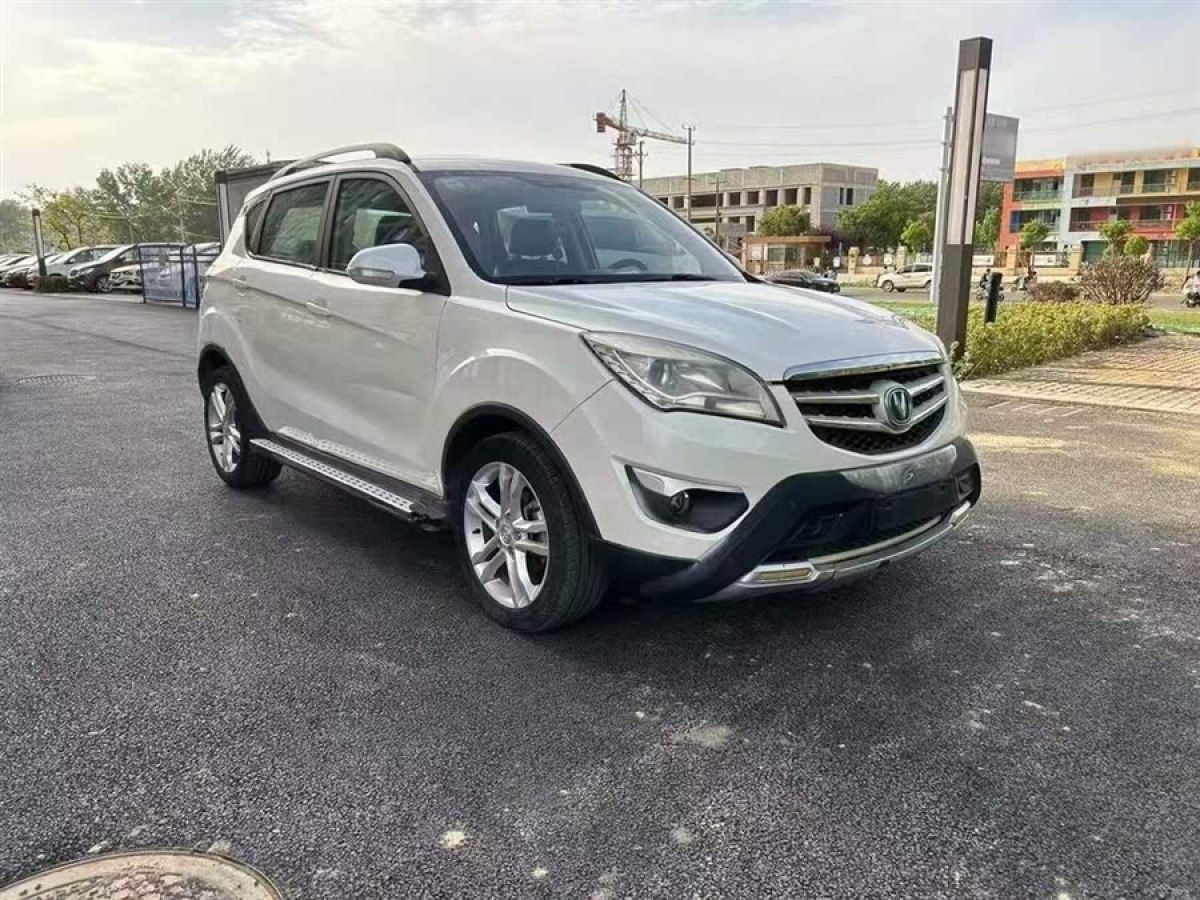 長安 CS35  2017款 1.6L 手動(dòng)豪華型圖片