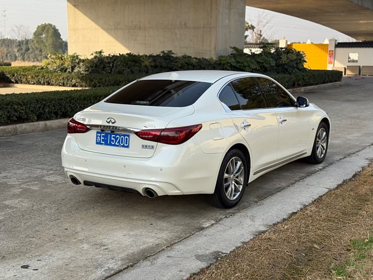 英菲尼迪 Q50L  2018款  2.0T 舒適版 國VI圖片