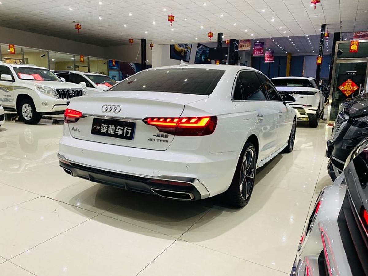 奧迪 奧迪A4L  2022款 40 TFSI 時(shí)尚動(dòng)感型圖片