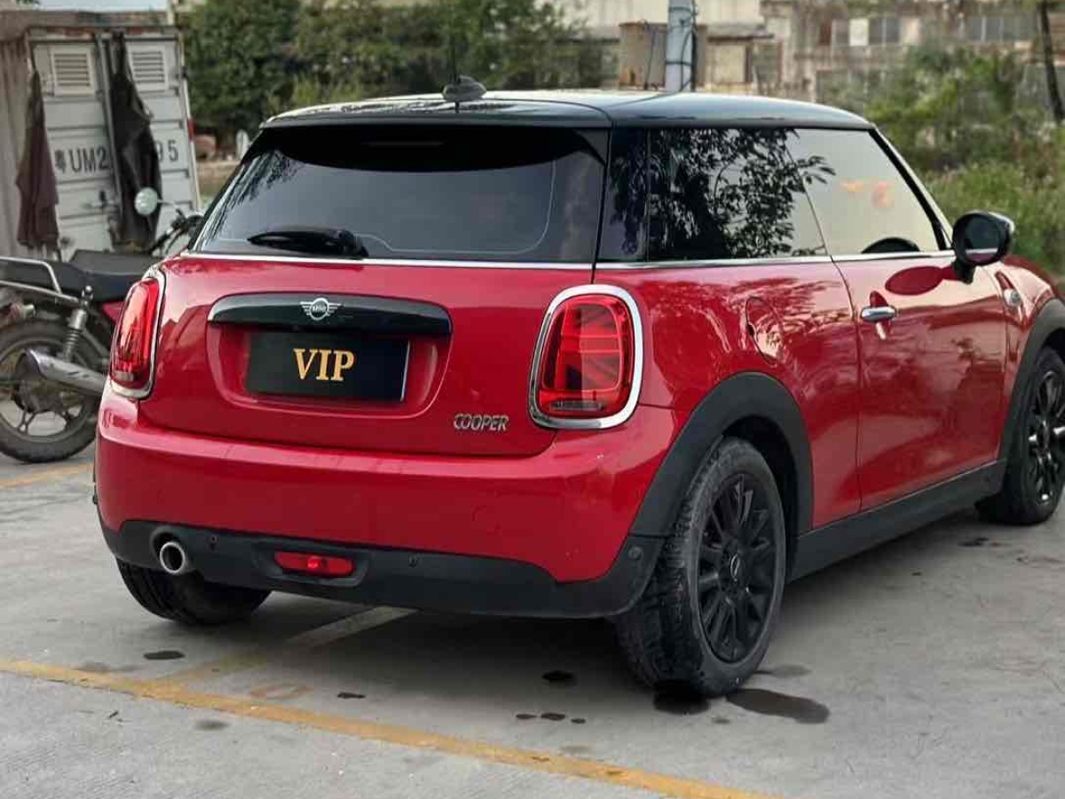 MINI MINI  2021款 1.5T COOPER 經(jīng)典派圖片