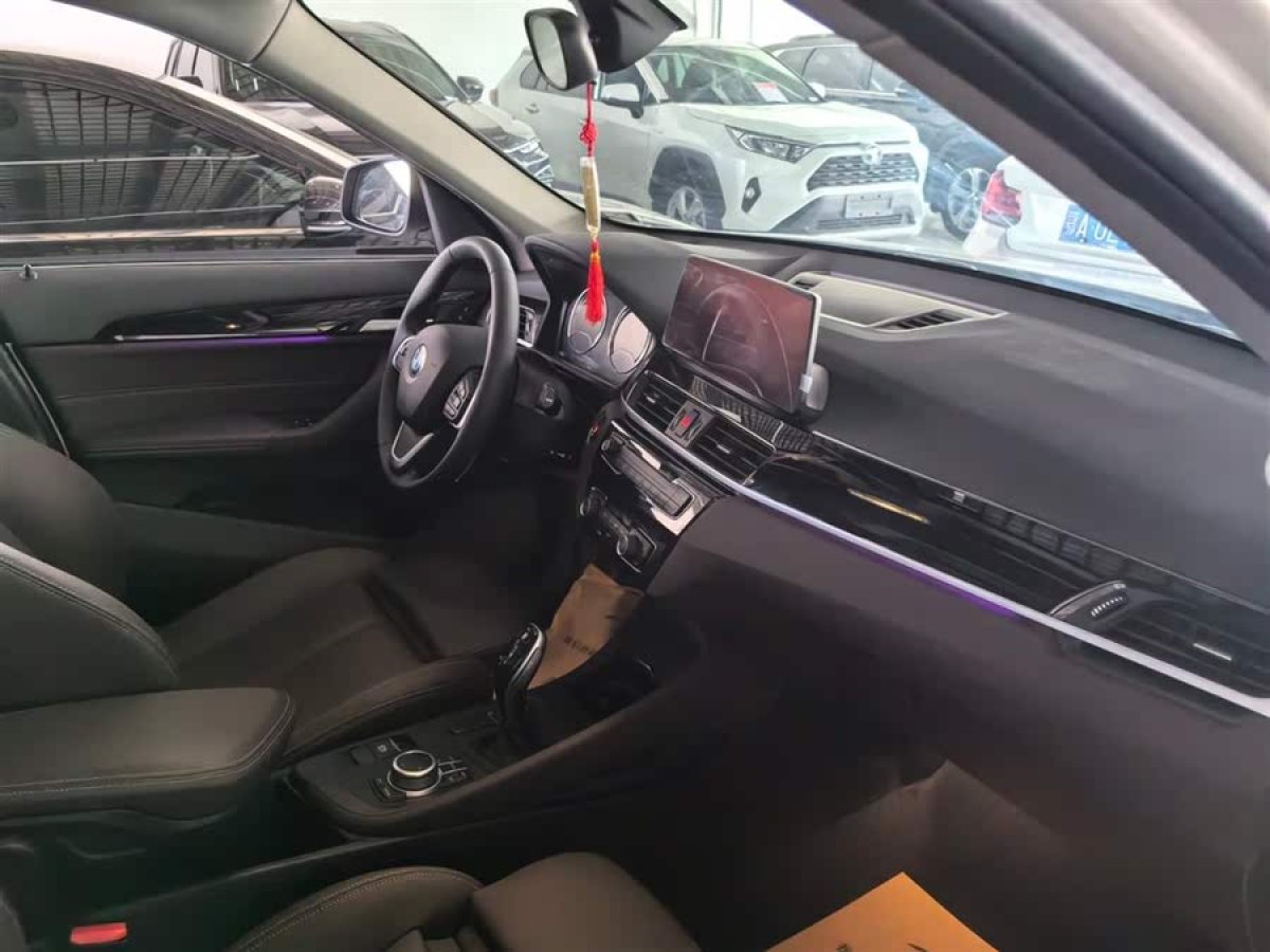 寶馬 寶馬X1  2020款 sDrive25Li 領(lǐng)先型圖片
