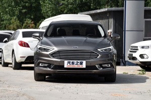 奧迪A6L 奧迪 45 TFSI 臻選動感型