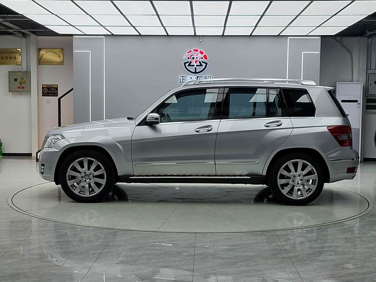 奔馳 奔馳GLK級  2008款 GLK 300 4MATIC 豪華型圖片