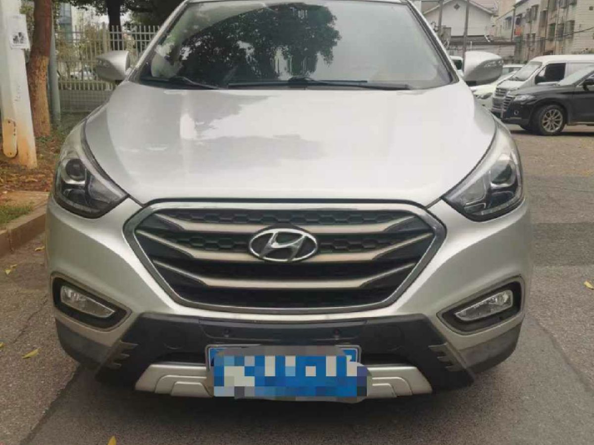 現(xiàn)代 ix35  2015款 2.0 GLS 四驅(qū)智能型圖片