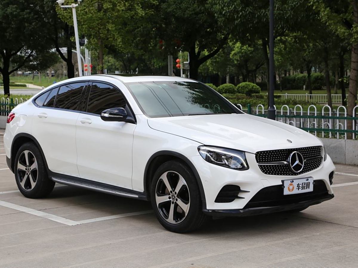 奔馳 奔馳GLC  2023款 GLC 300 4MATIC 轎跑SUV圖片