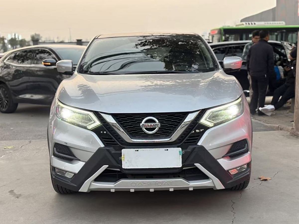 日產(chǎn) 逍客  2019款  2.0L CVT豪華版圖片