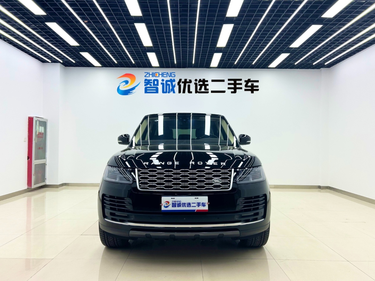 路虎 攬勝  2018款 3.0 V6 SC Vogue SE 創(chuàng)世加長版圖片