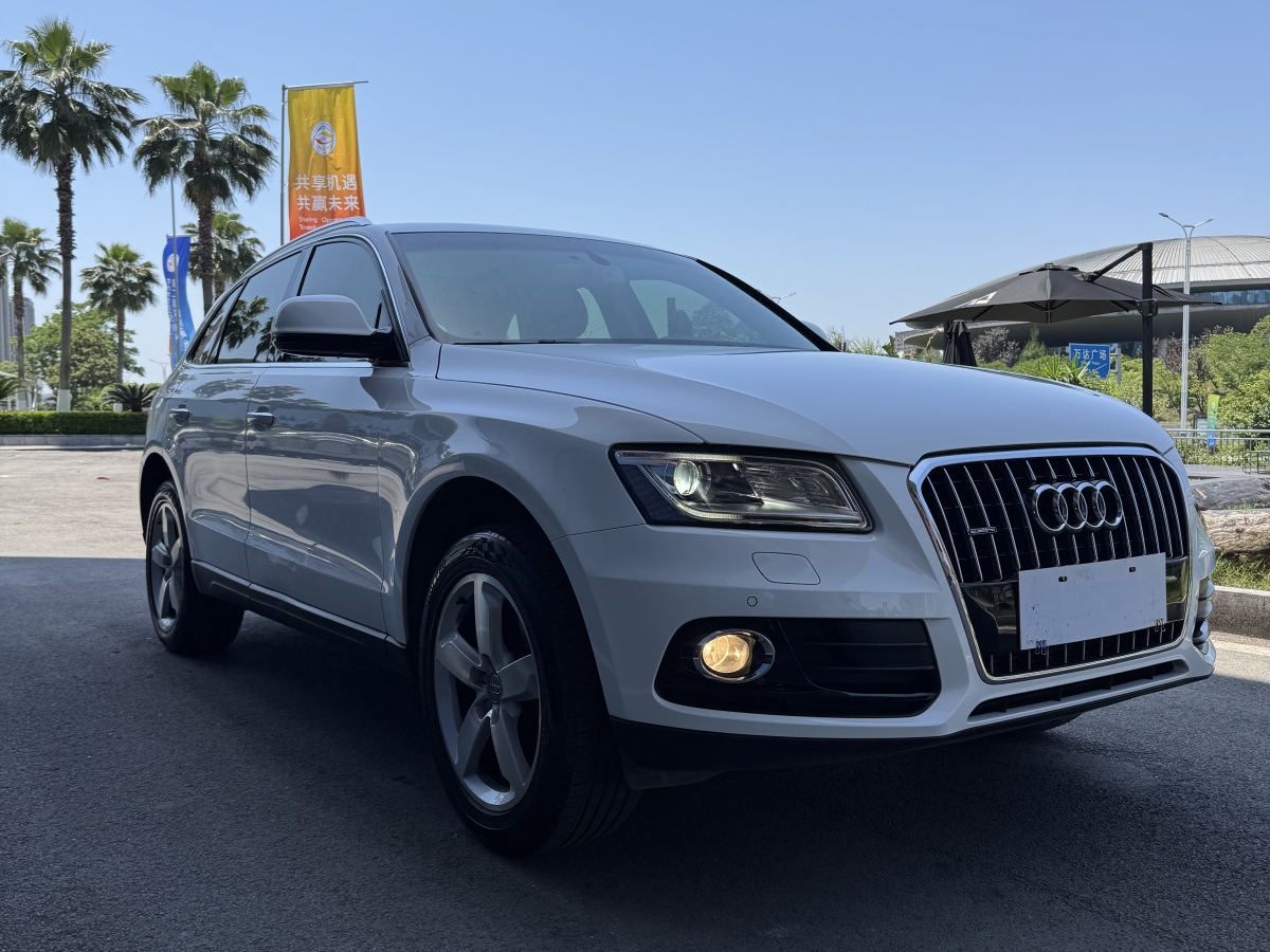 奧迪 奧迪Q5  2016款 40 TFSI 技術(shù)型圖片