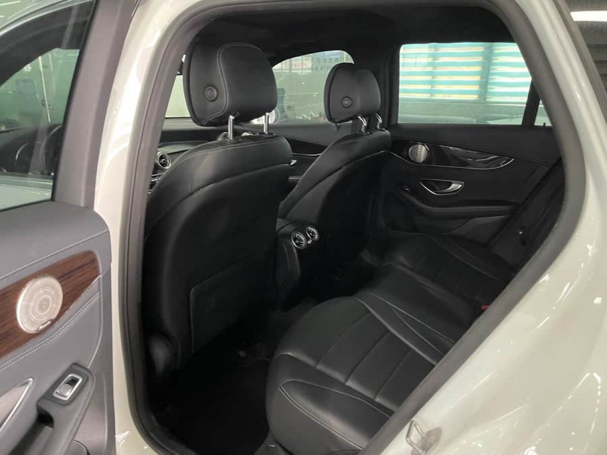 奔馳 奔馳GLC  2017款 GLC 260 4MATIC 動(dòng)感型圖片