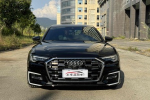 奥迪A6L 奥迪 改款 45 TFSI quattro 臻选动感型