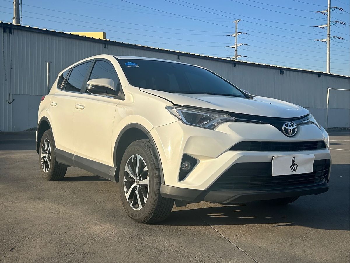 2019年5月豐田 RAV4榮放  2016款 2.0L CVT兩驅(qū)都市版