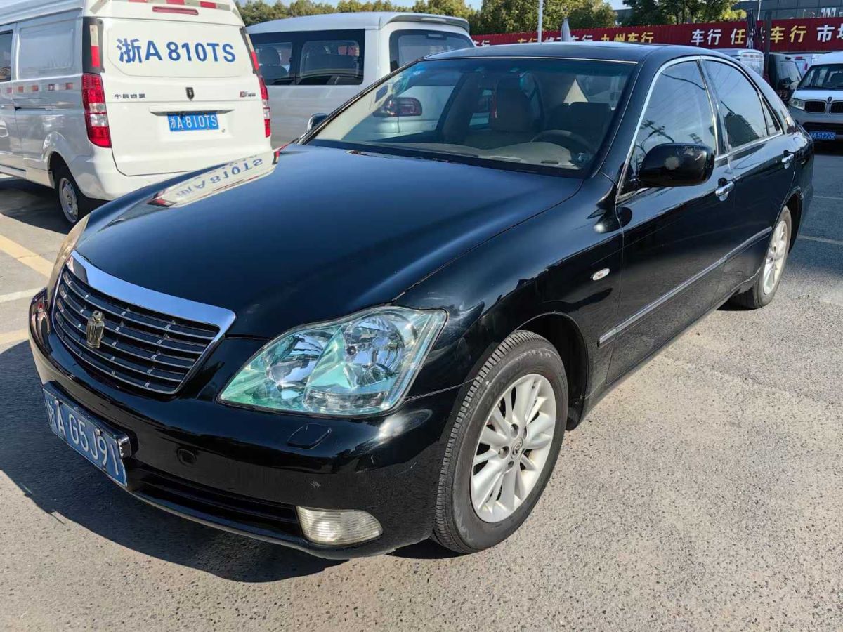 豐田 皇冠  2007款 2.5L Royal 導(dǎo)航版圖片