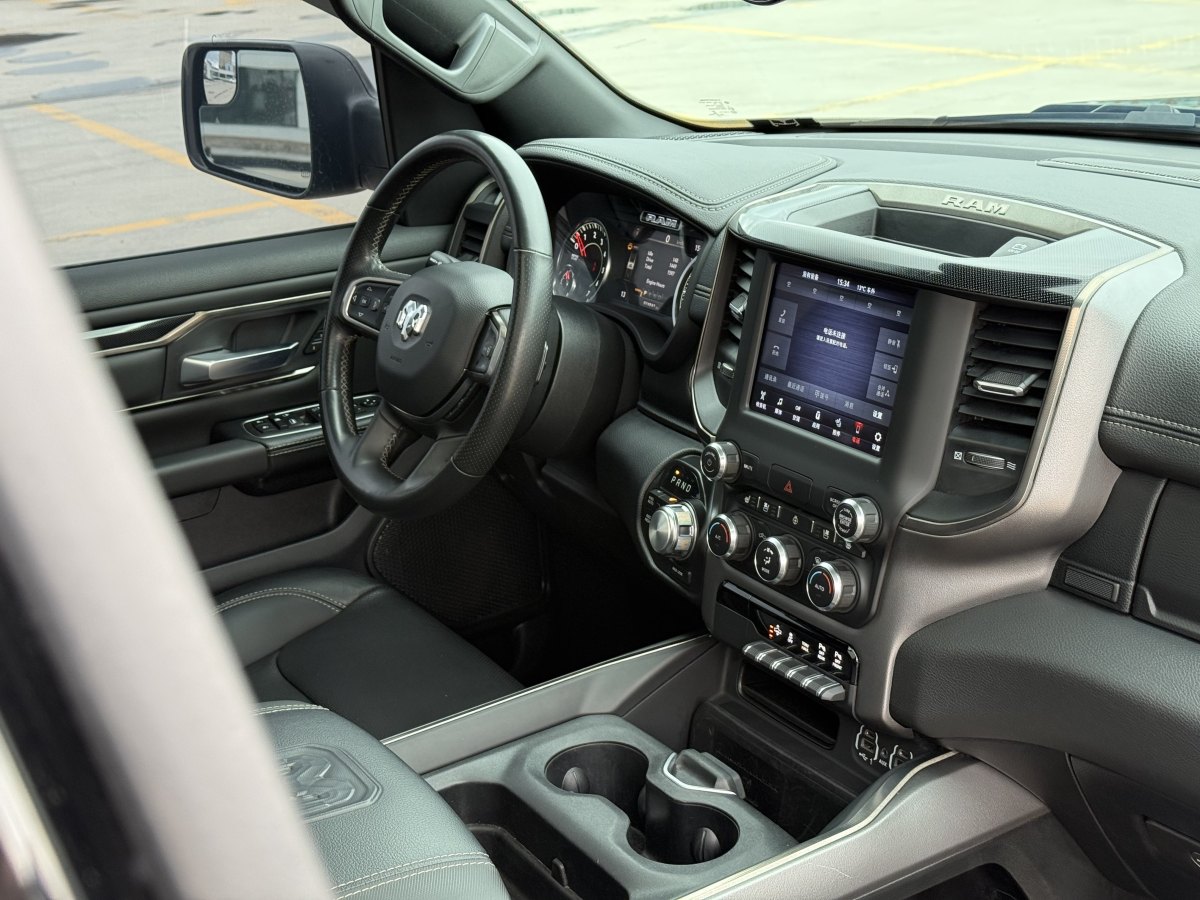 道奇 Ram  2011款 1500 Laramie圖片