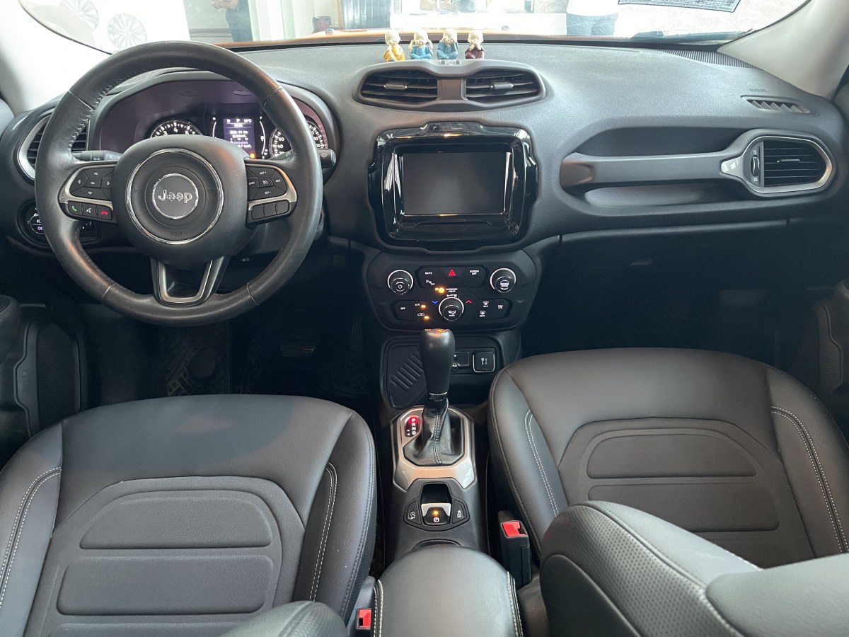 Jeep 自由侠  2019款 220T 自动精英版图片