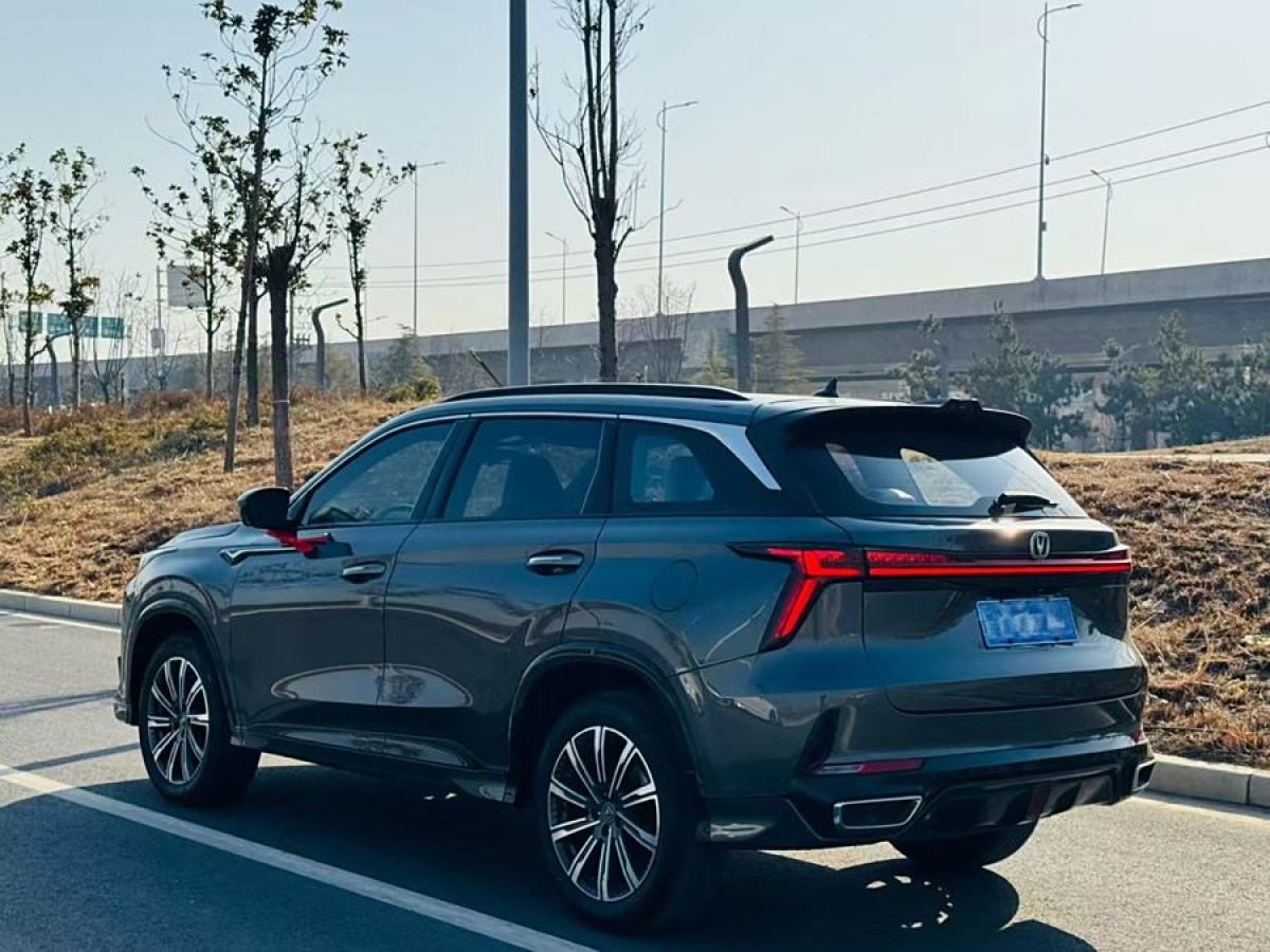 長(zhǎng)安 CS75 PLUS  2023款 第三代 1.5T 自動(dòng)尊貴型圖片