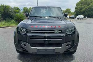 衛(wèi)士 路虎 110 V8