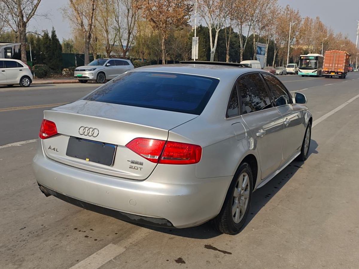 奧迪 奧迪A4L  2011款 2.0 TFSI 運(yùn)動(dòng)型圖片