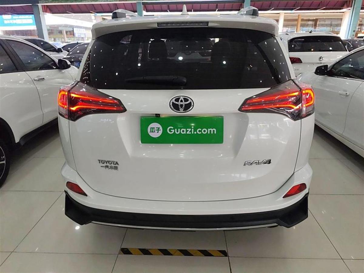 豐田 RAV4榮放  2019款 2.0L CVT兩驅(qū)先鋒版 國(guó)VI圖片