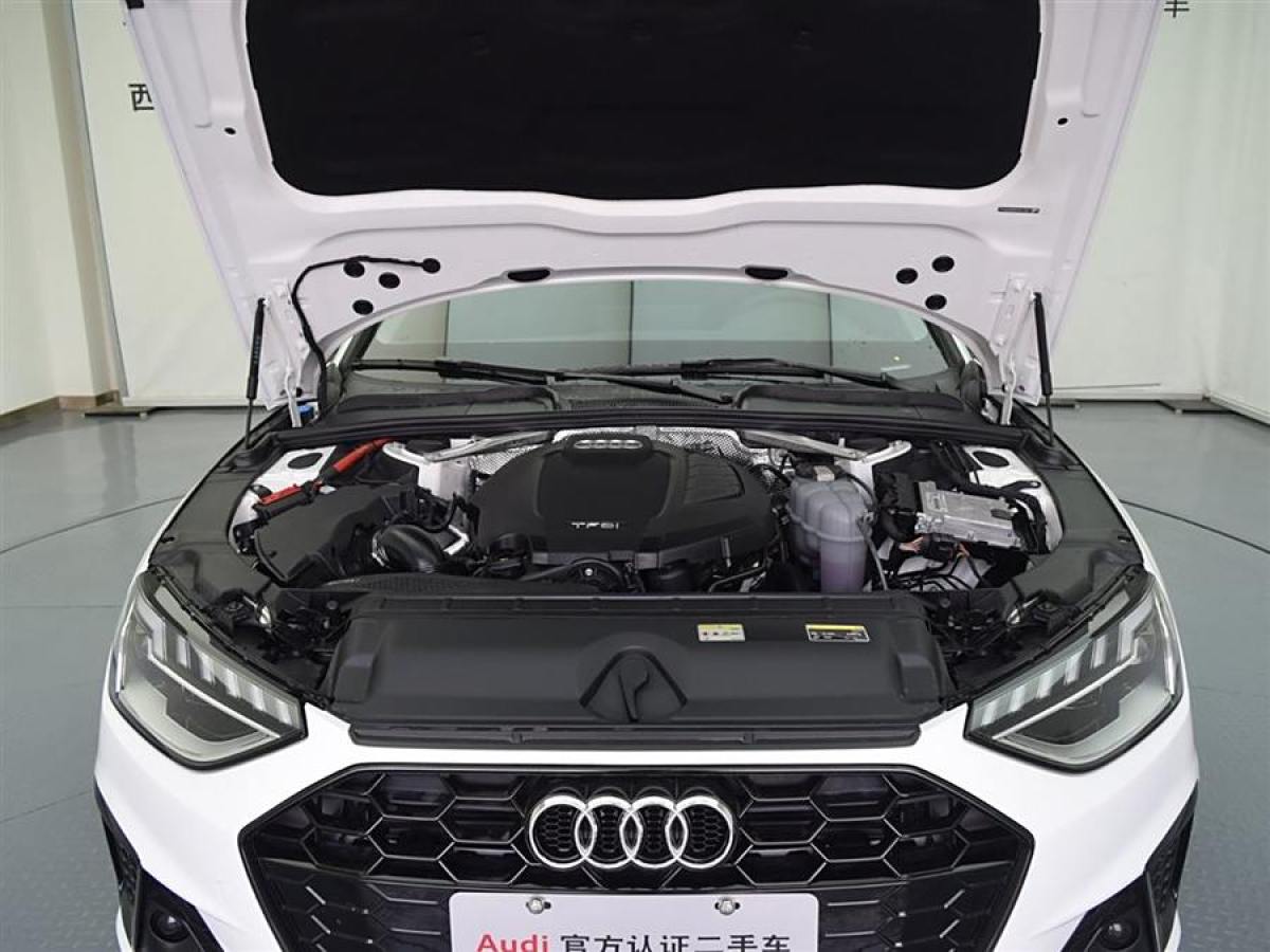 奧迪 奧迪A4L  2022款 40 TFSI 豪華動感型圖片