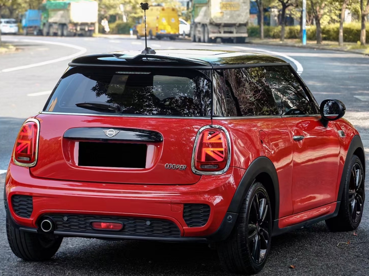 MINI CLUBMAN  2018款 1.5T COOPER 賽車手圖片