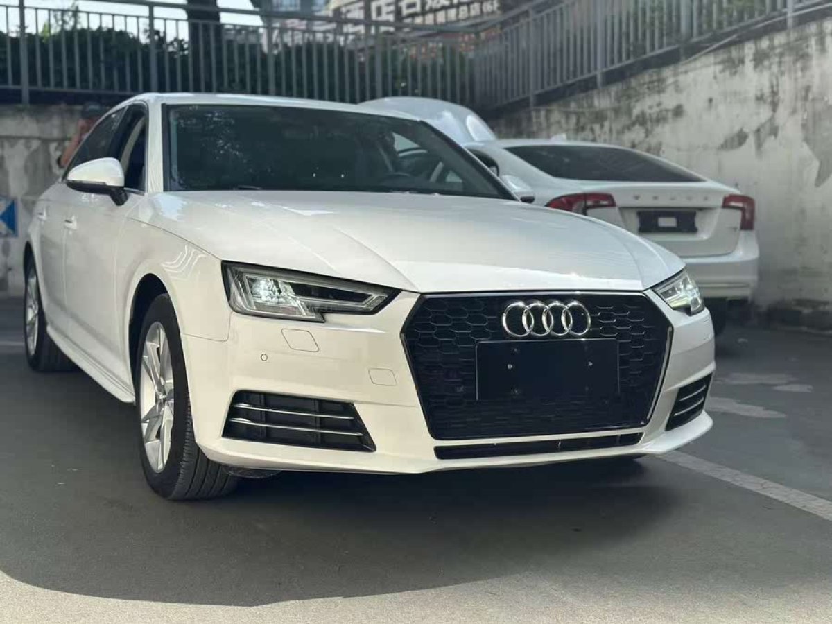 奧迪 奧迪A4L  2018款 30周年年型 40 TFSI 進取型圖片