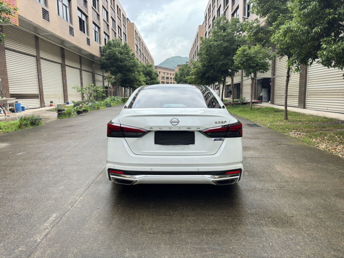 日產(chǎn) 天籟  2022款 2.0L XL-Upr 優(yōu)享版圖片