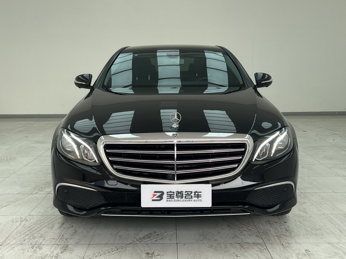 奔馳 奔馳E級(jí)  2019款 改款 E 300 L 豪華型圖片