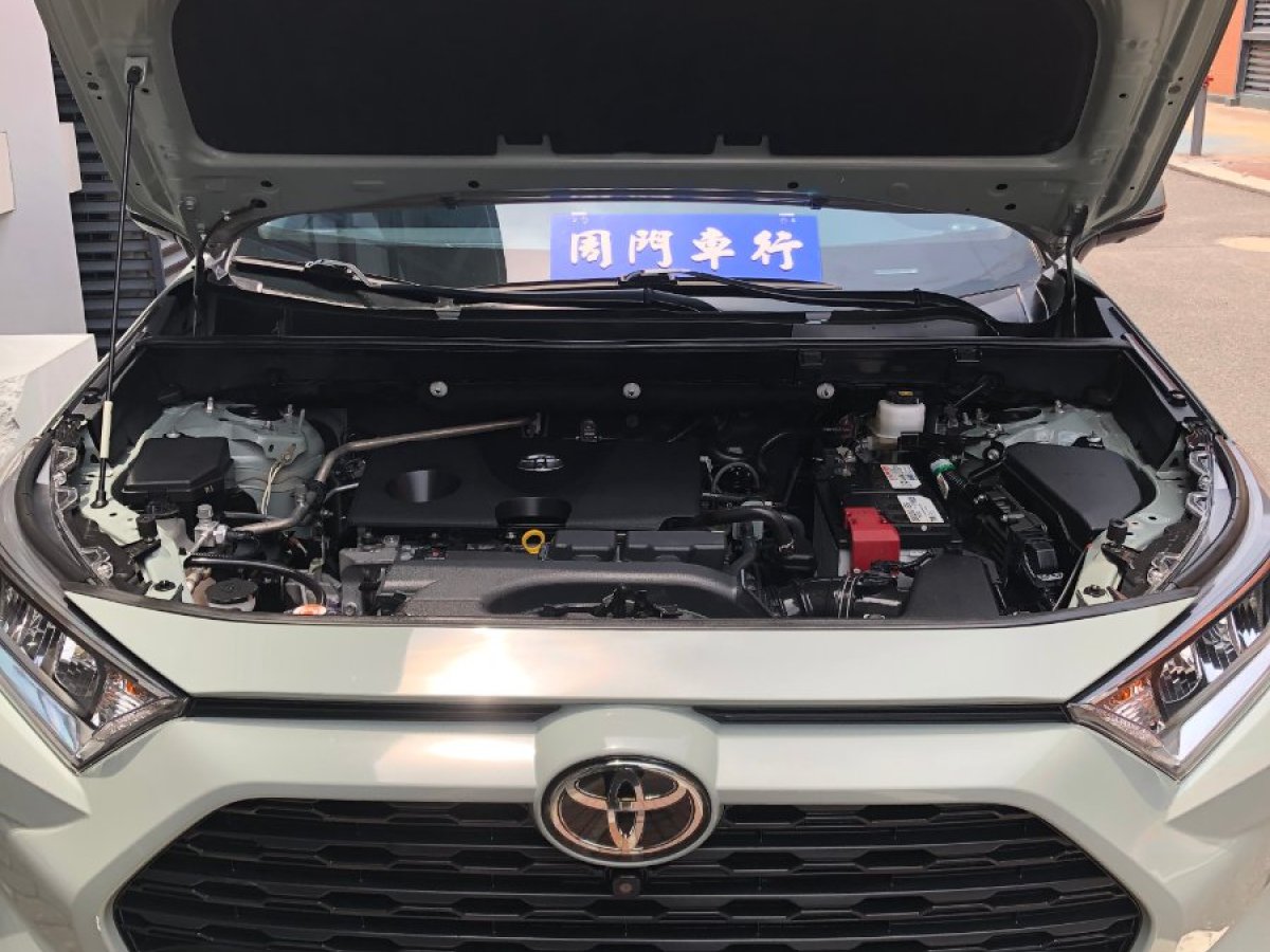丰田 RAV4荣放  2020款 2.0L CVT两驱风尚PLUS版图片