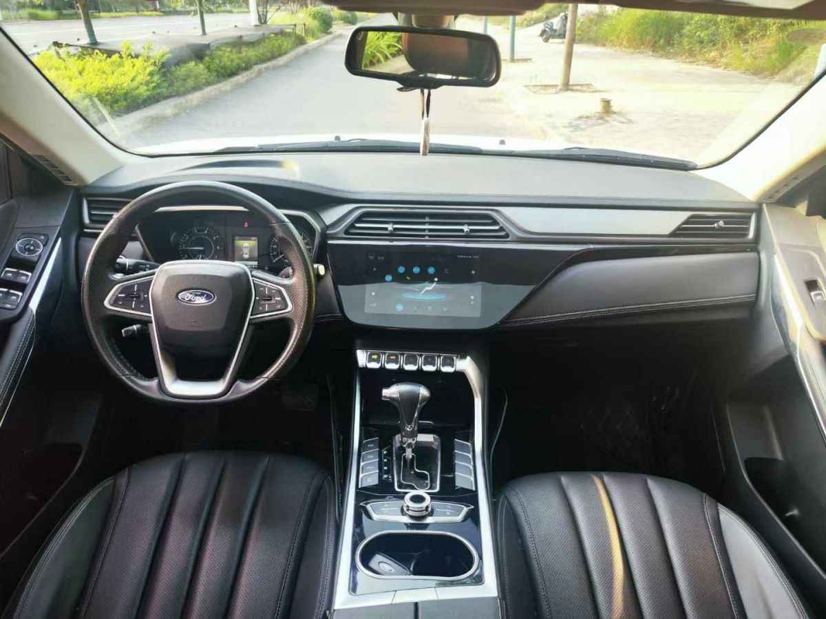 福特 領(lǐng)界  2021款 領(lǐng)界S EcoBoost 145 CVT智領(lǐng)型圖片