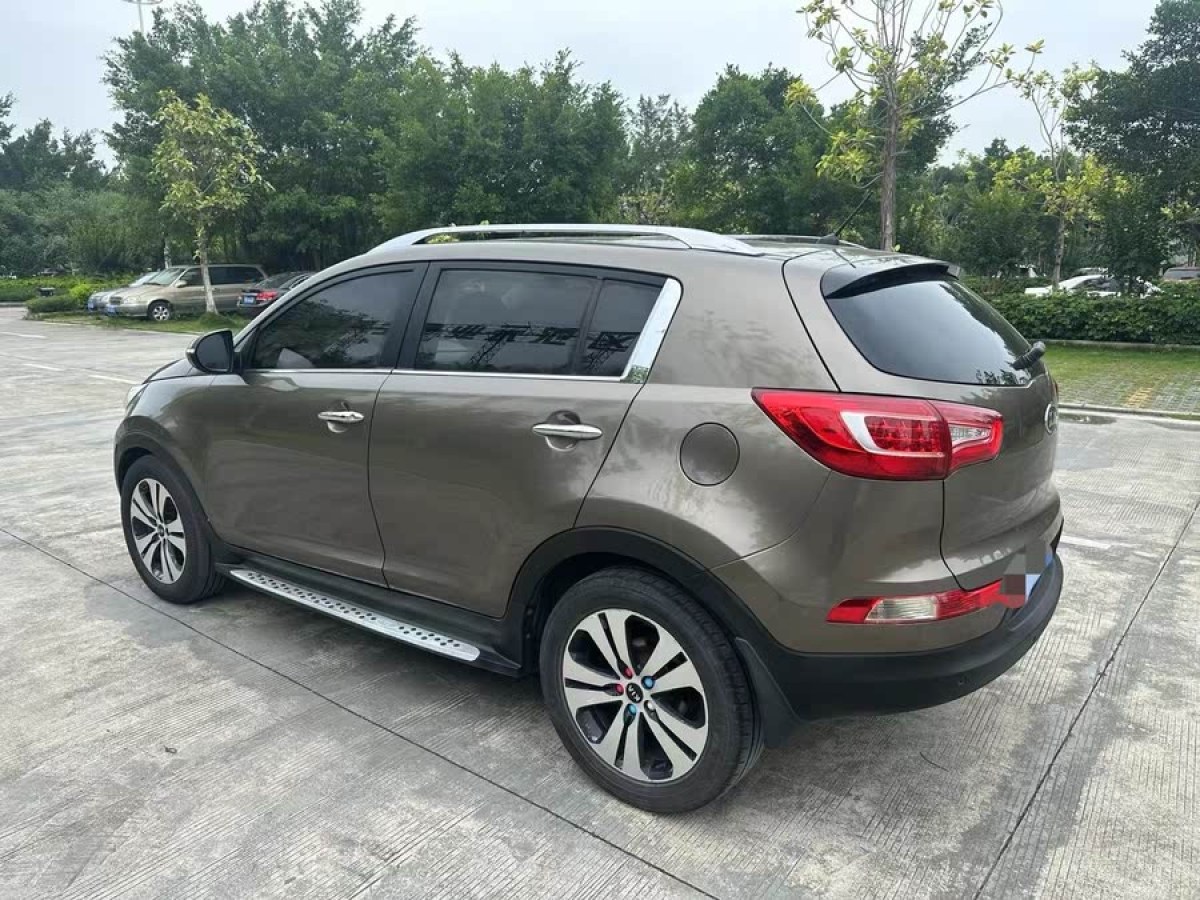 起亞 智跑  2012款 2.0L 自動(dòng)兩驅(qū)版NAVI圖片