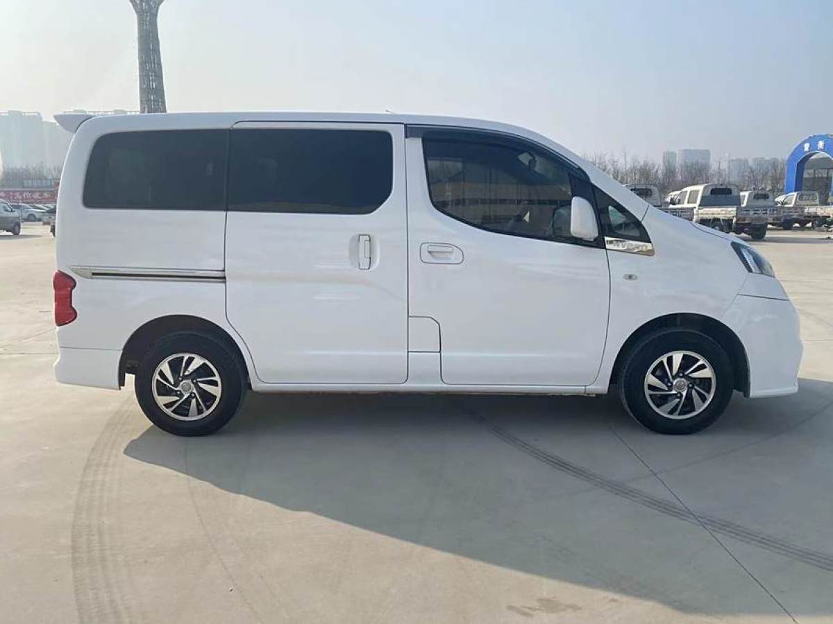 2018年9月日產(chǎn) NV200  2018款 1.6L CVT豪華型