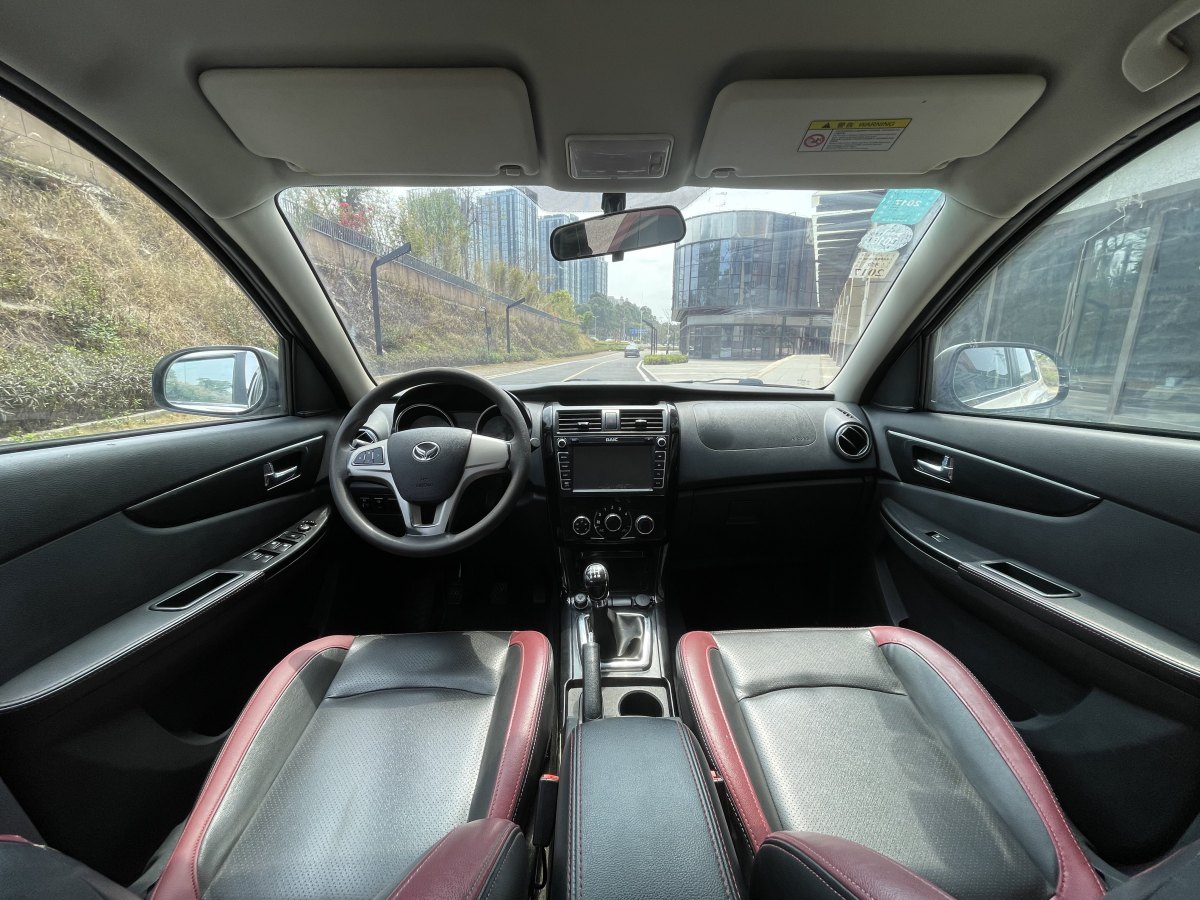 2015年11月北汽幻速 S3  2015款 1.5L 舒适型 国V