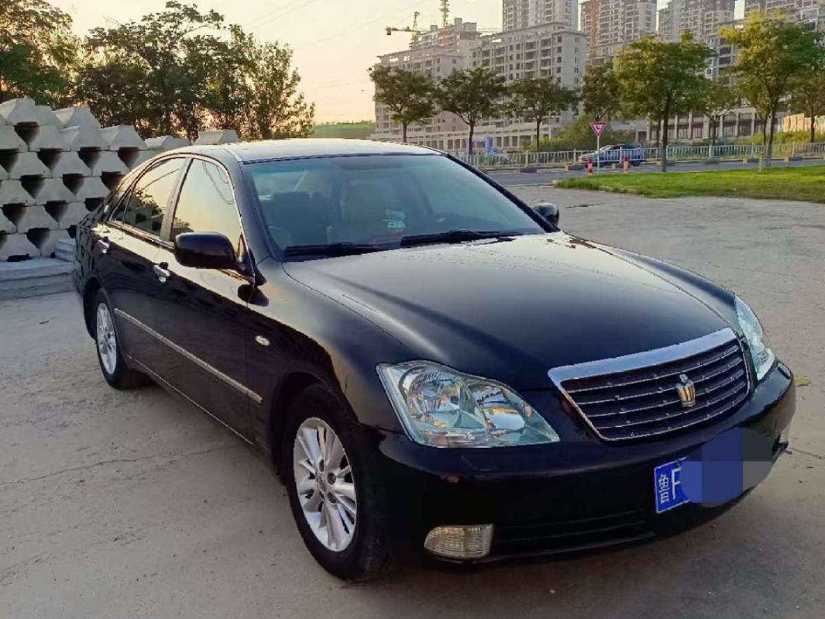 丰田 皇冠 2006款 2.5l royal 真皮版图片