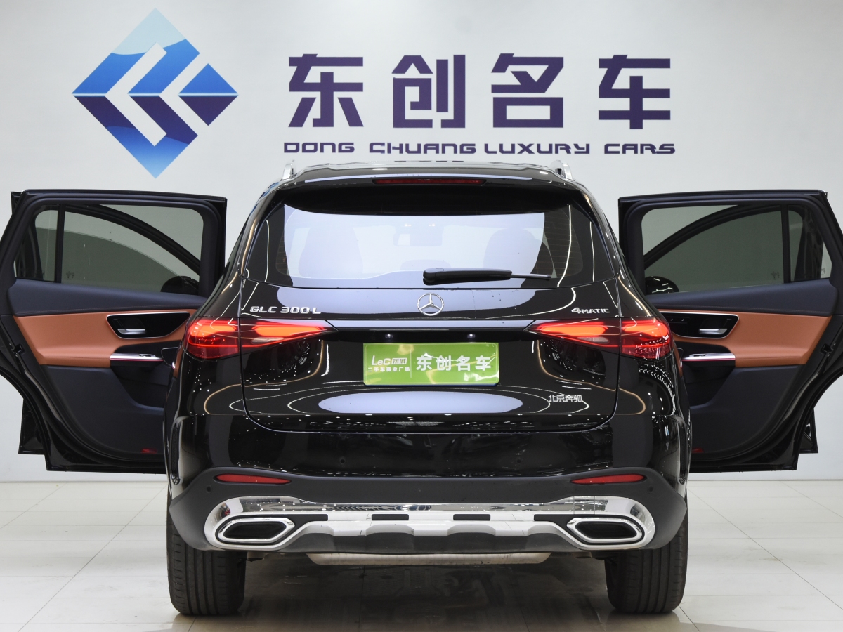 奔驰 奔驰GLC  2023款 改款 GLC 300 L 4MATIC 动感型 5座图片