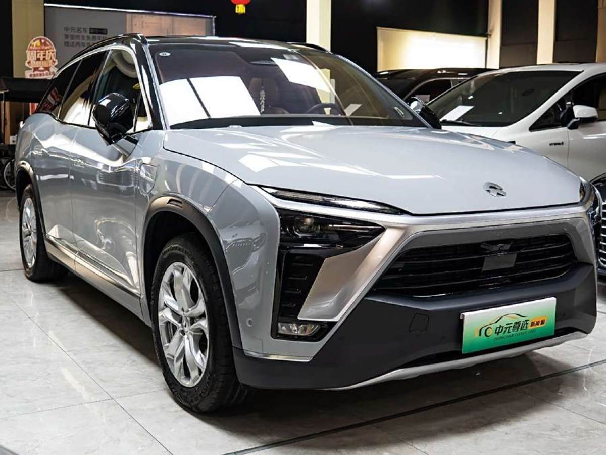 蔚來 ES8  2020款 415KM 基準(zhǔn)版 七座版圖片