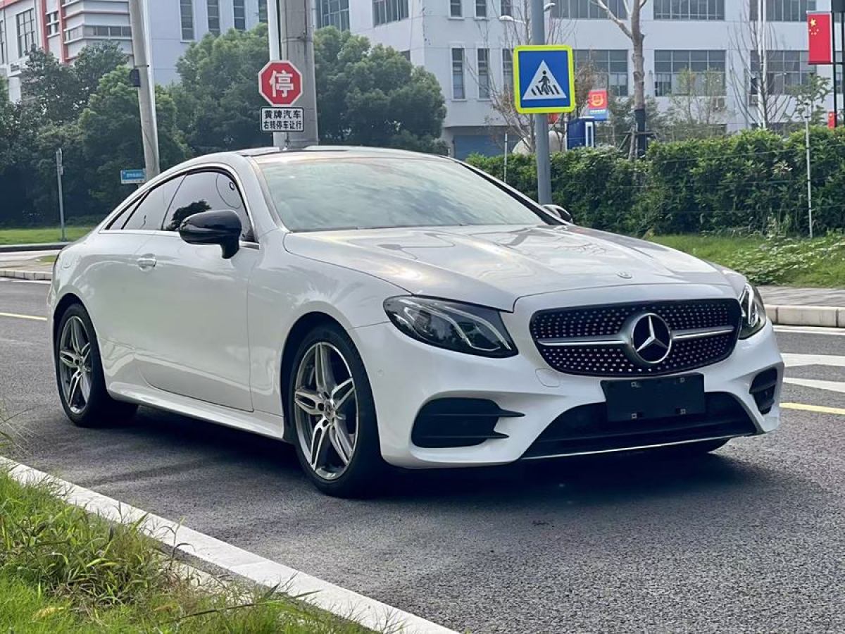 奔馳 奔馳E級  2020款 E 260 轎跑車圖片