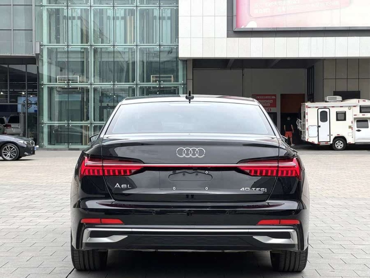 奧迪 奧迪A6L  2023款 改款 40 TFSI 豪華動(dòng)感型圖片