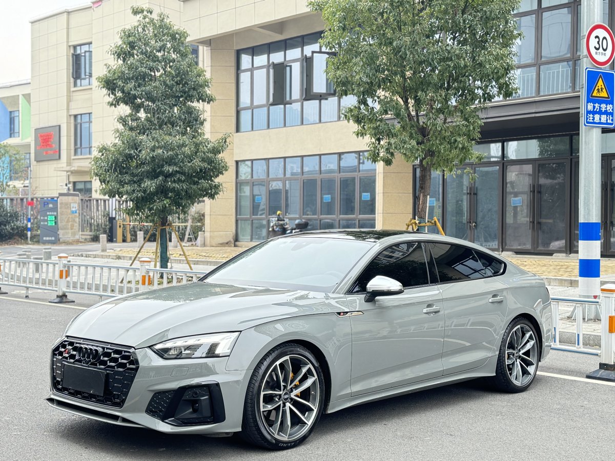 奧迪 奧迪A5  2024款 Sportback 40 TFSI quattro 豪華動感型圖片