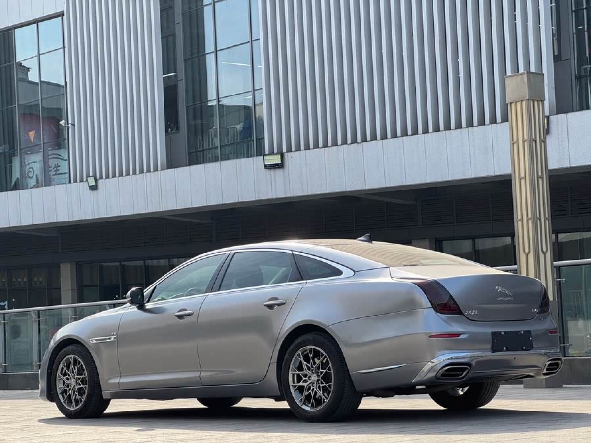 捷豹 XJ  2015款 XJL 2.0T 兩驅典雅商務版圖片