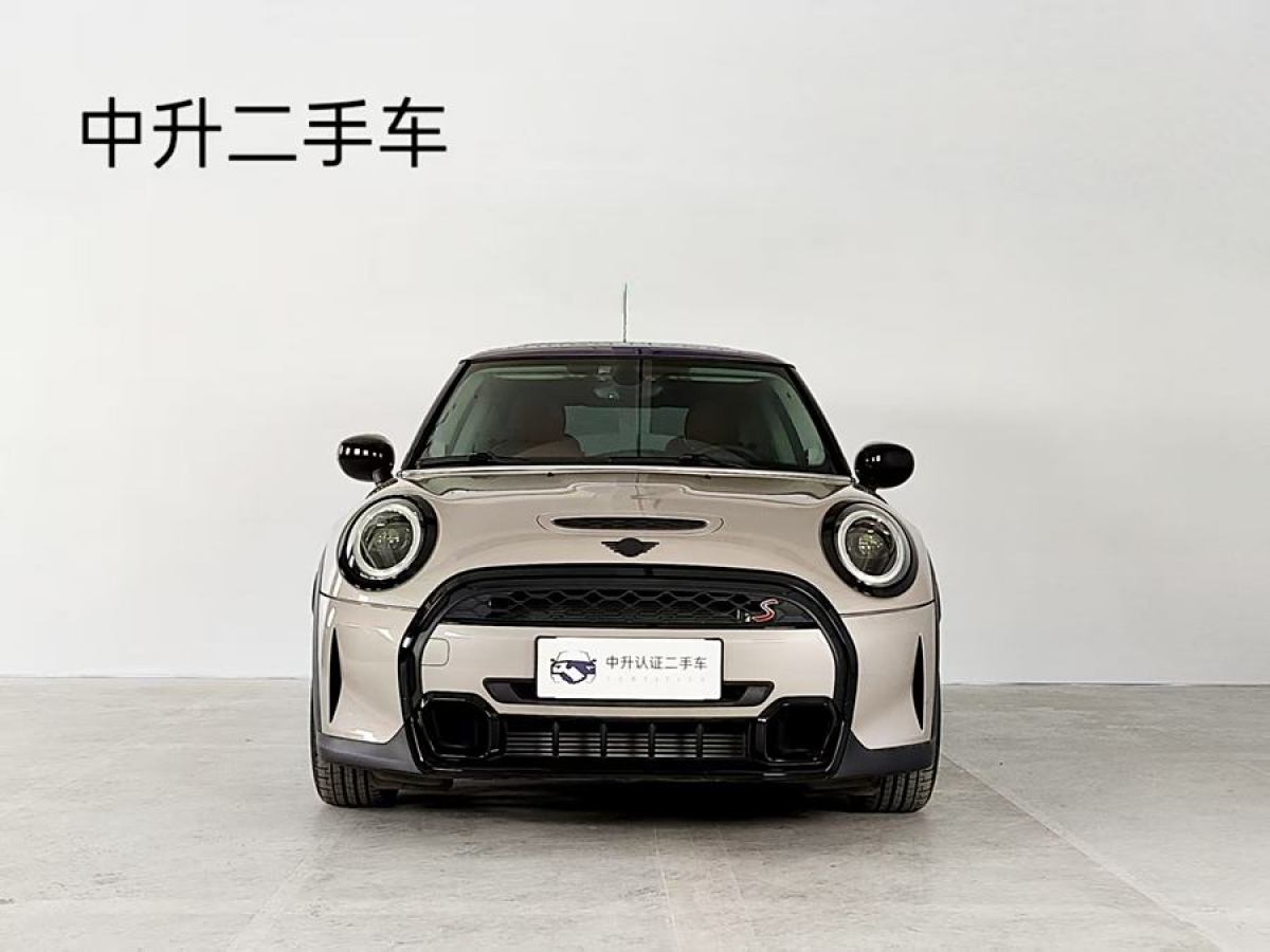 MINI MINI  2022款 改款 2.0T COOPER S 藝術(shù)家圖片