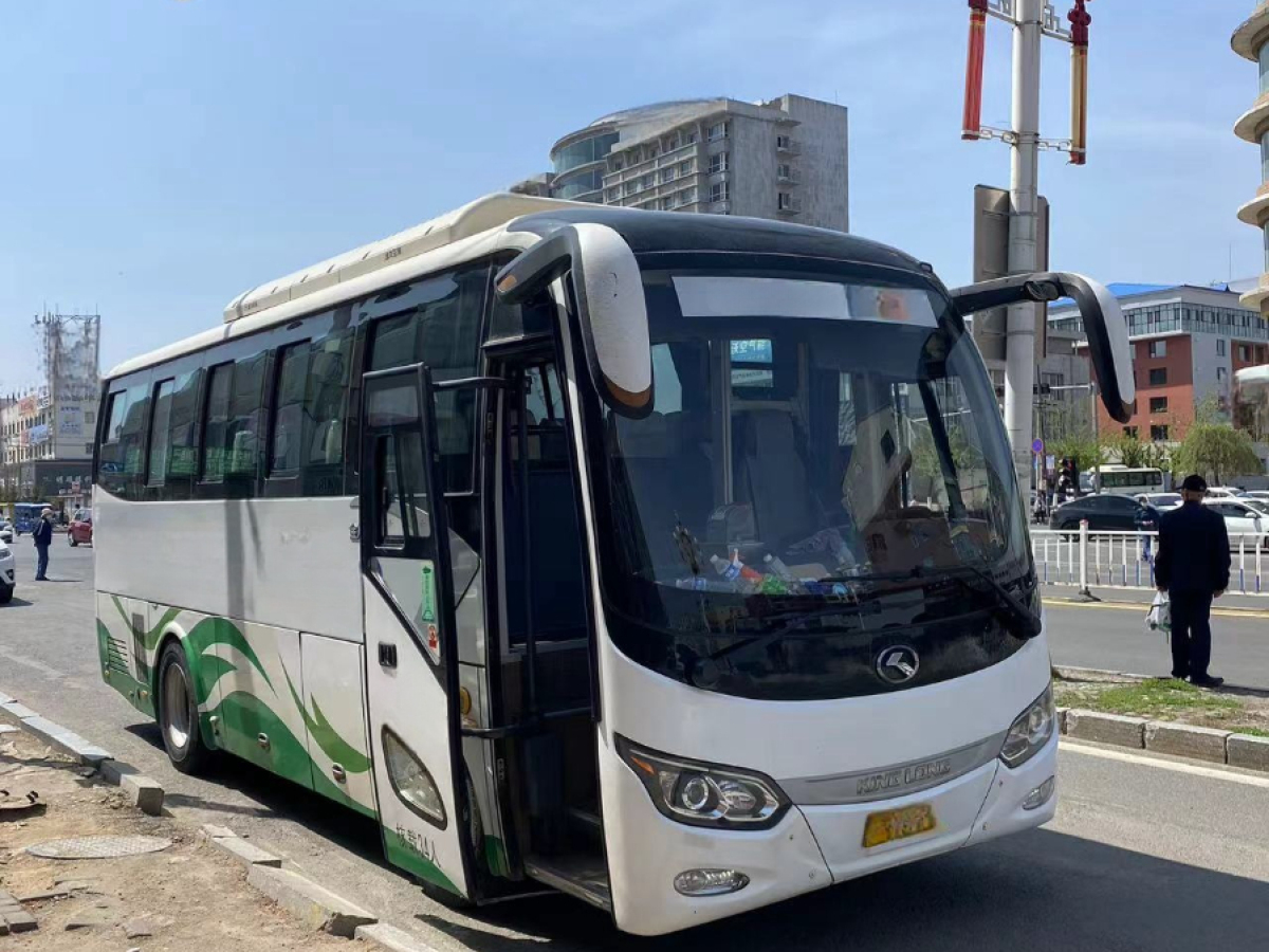 2019年4月多台东北配48座/34座金龙6821新能源公交电车