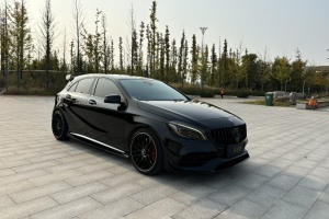 奔驰A级AMG 奔驰 AMG A 35 L 4MATIC