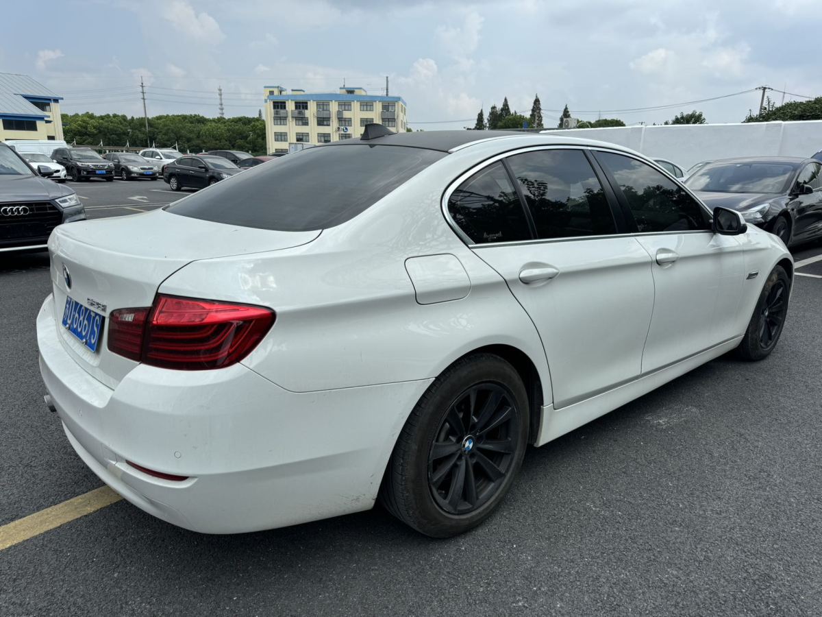 宝马 宝马5系  2015款 528i xDrive 豪华设计套装型图片