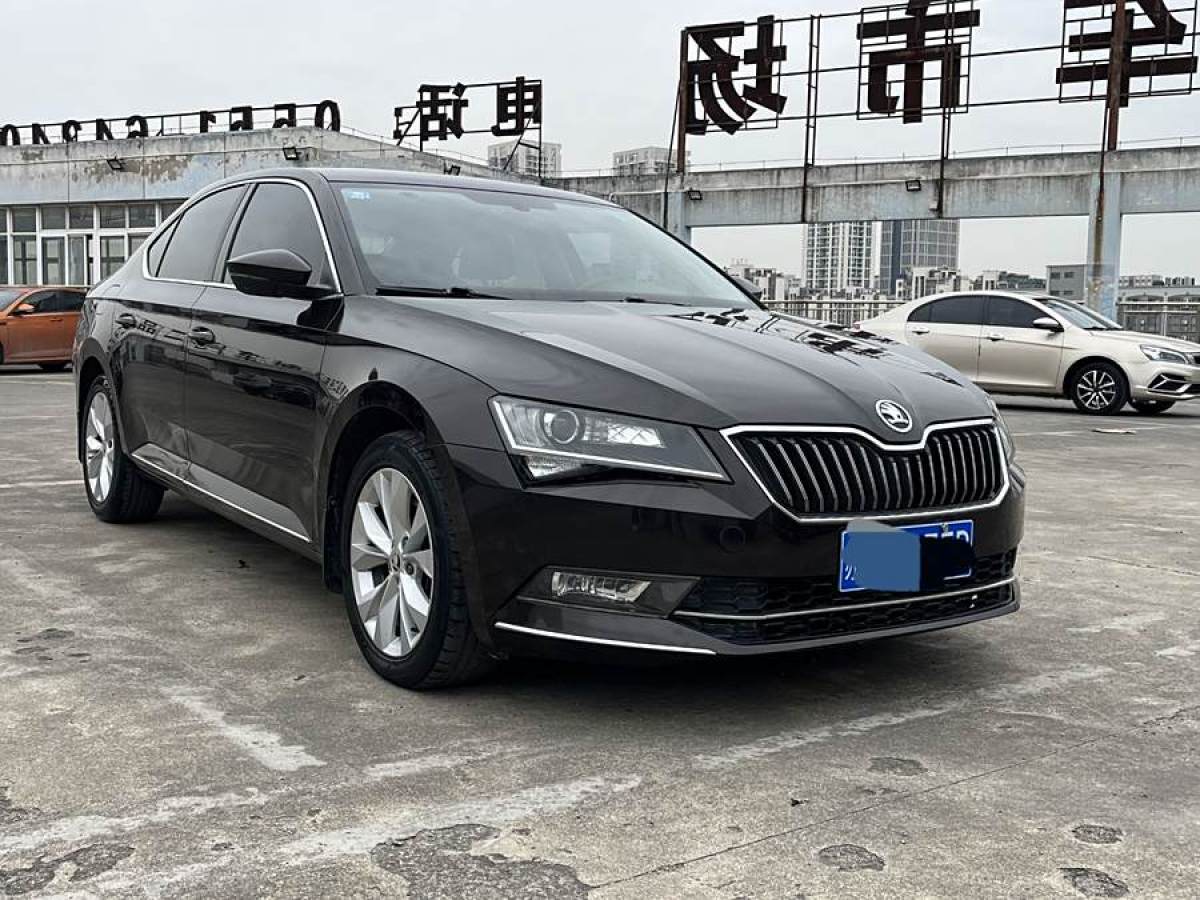 斯柯達(dá) 速派  2016款 TSI330 DSG創(chuàng)行版圖片