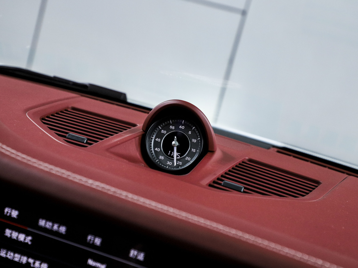 2022年5月保时捷 911  2022款 Turbo S 3.8T