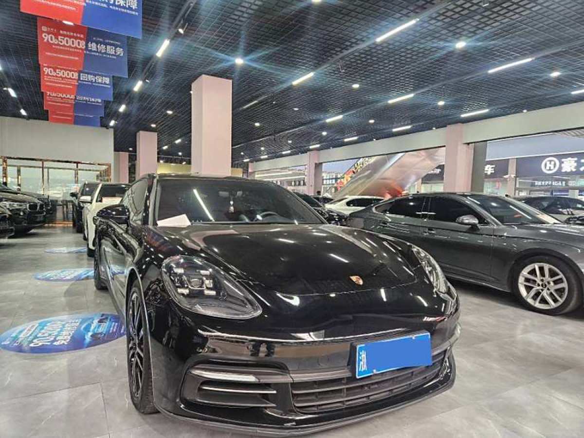 2018年8月保時(shí)捷 Panamera  2017款 Panamera 4 行政加長(zhǎng)版 3.0T