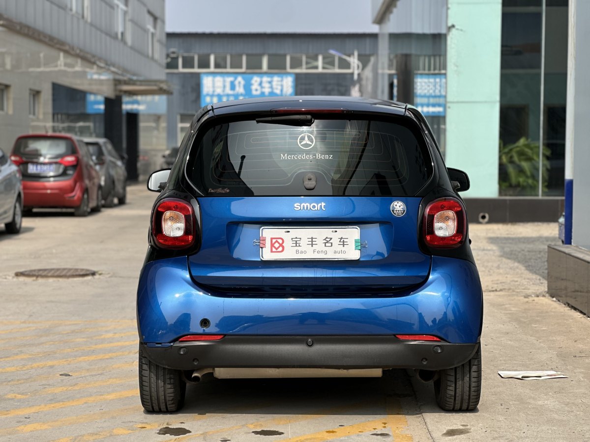 smart fortwo  2015款 1.0L 52千瓦硬頂激情版圖片